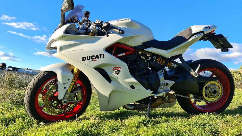 Ducati SUPERSPORT S