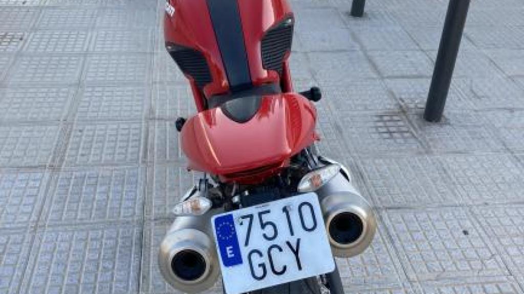 Ducati 696 MONSTER 